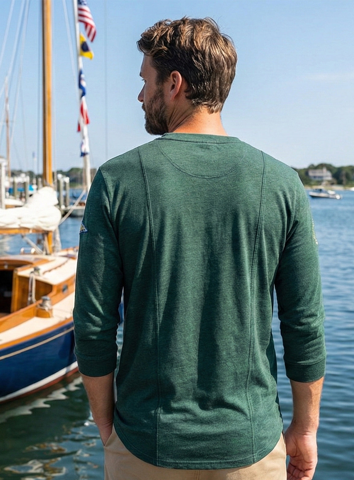 EMBROIDERED DUCK BOAT TEE