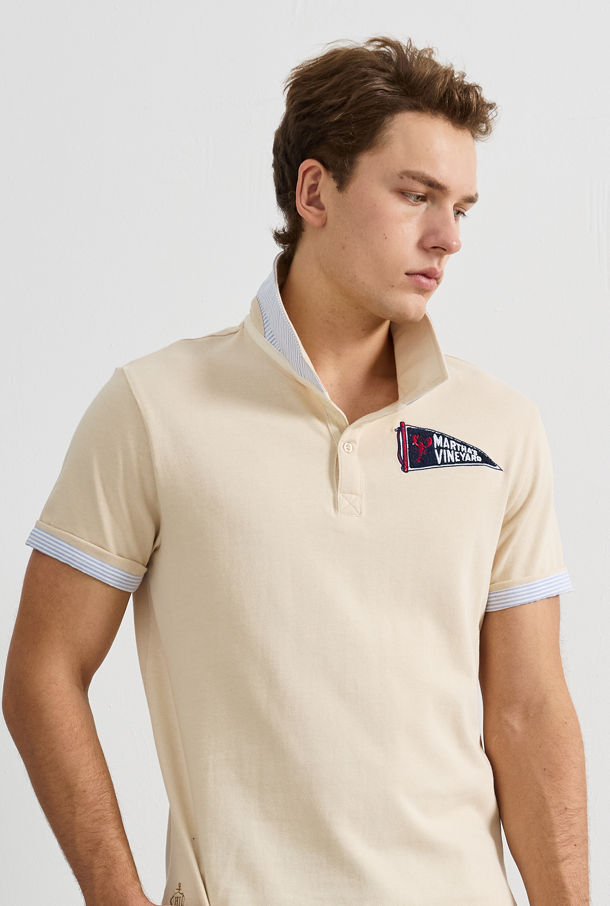 EMBROIDERED FLAG POLO - Oatmeal (2)